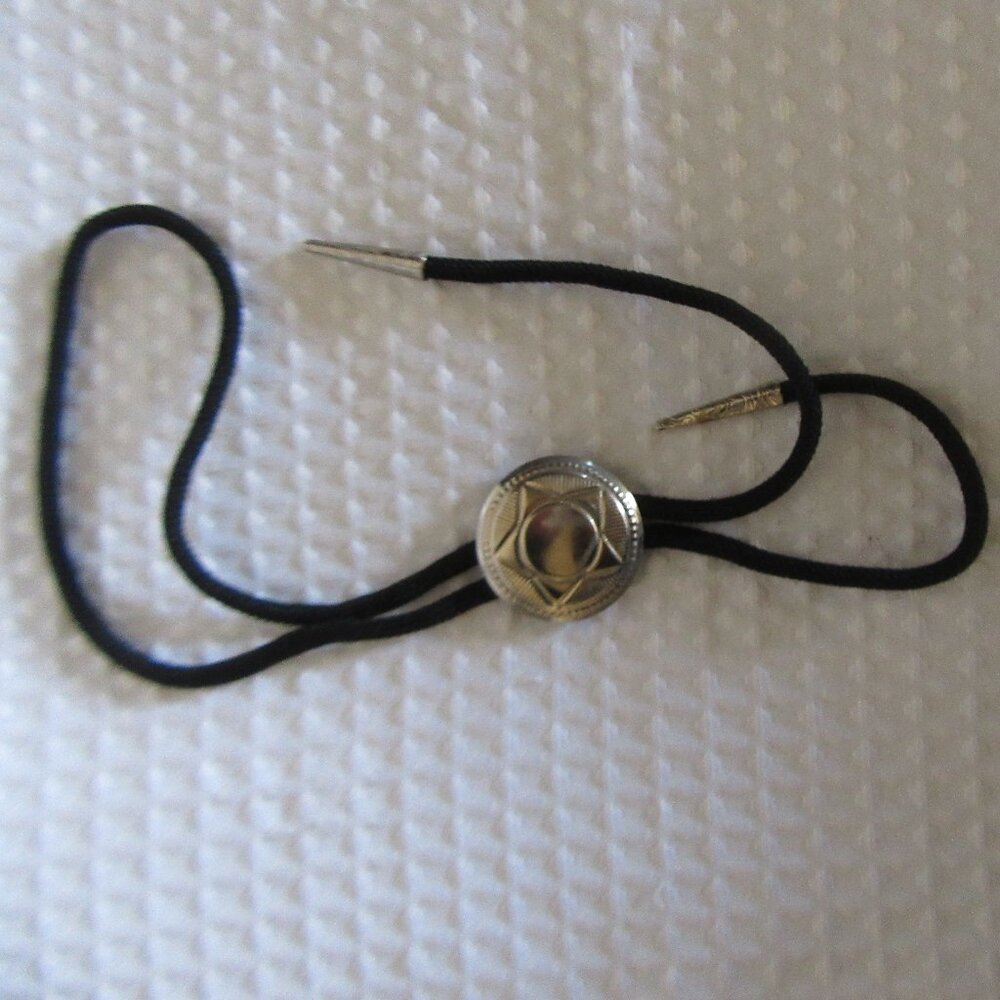 Texas Star ? Silver Tone Concho Western Bolo Tie Black Adjustable Cord